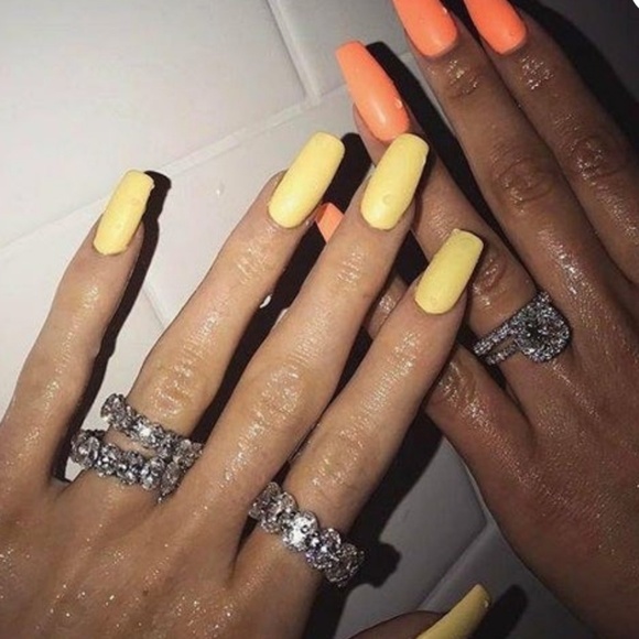 Oval Swarovski eternity band ring - Picture 4 of 8